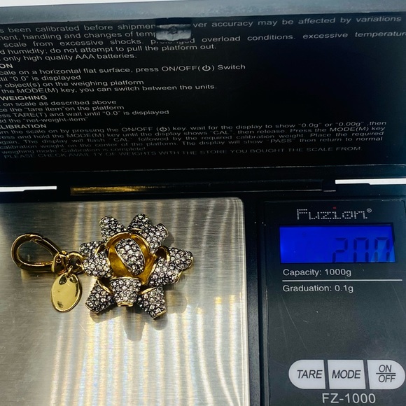 EUC Juicy Couture 2010 Limited Edition Big Crystal Bow Charm - Picture 12 of 12